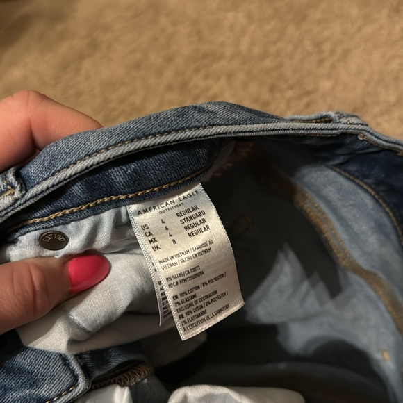 American Eagle jeans for sale! Size 4 Regular. - Picture 4 of 5